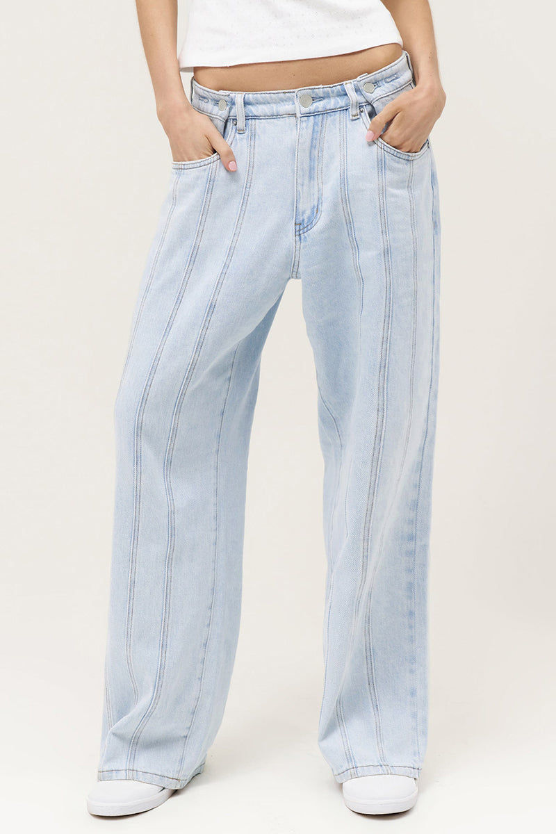 Street Mid-Rise Adjustable Button Lines Modify Wide Leg Jeans