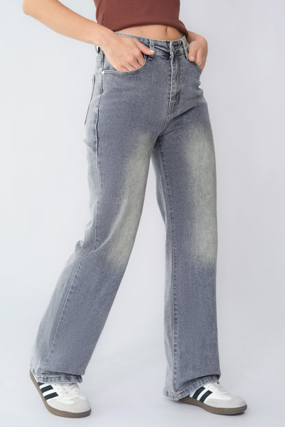 Petite Casual Mid Rise Denim Multi Pocket Stretchy Jeans